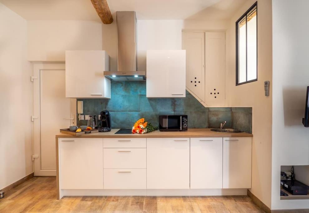 Ragnar House - 3 Pieces A 200m De La Apartment